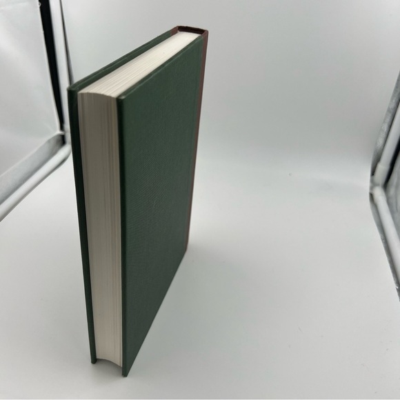 The jungle book hardbound book with built in satin bookmark 2007 - Picture 5 of 6